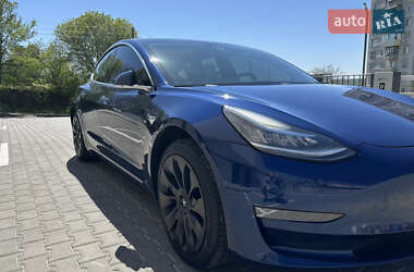 Седан Tesla Model 3 2018 в 