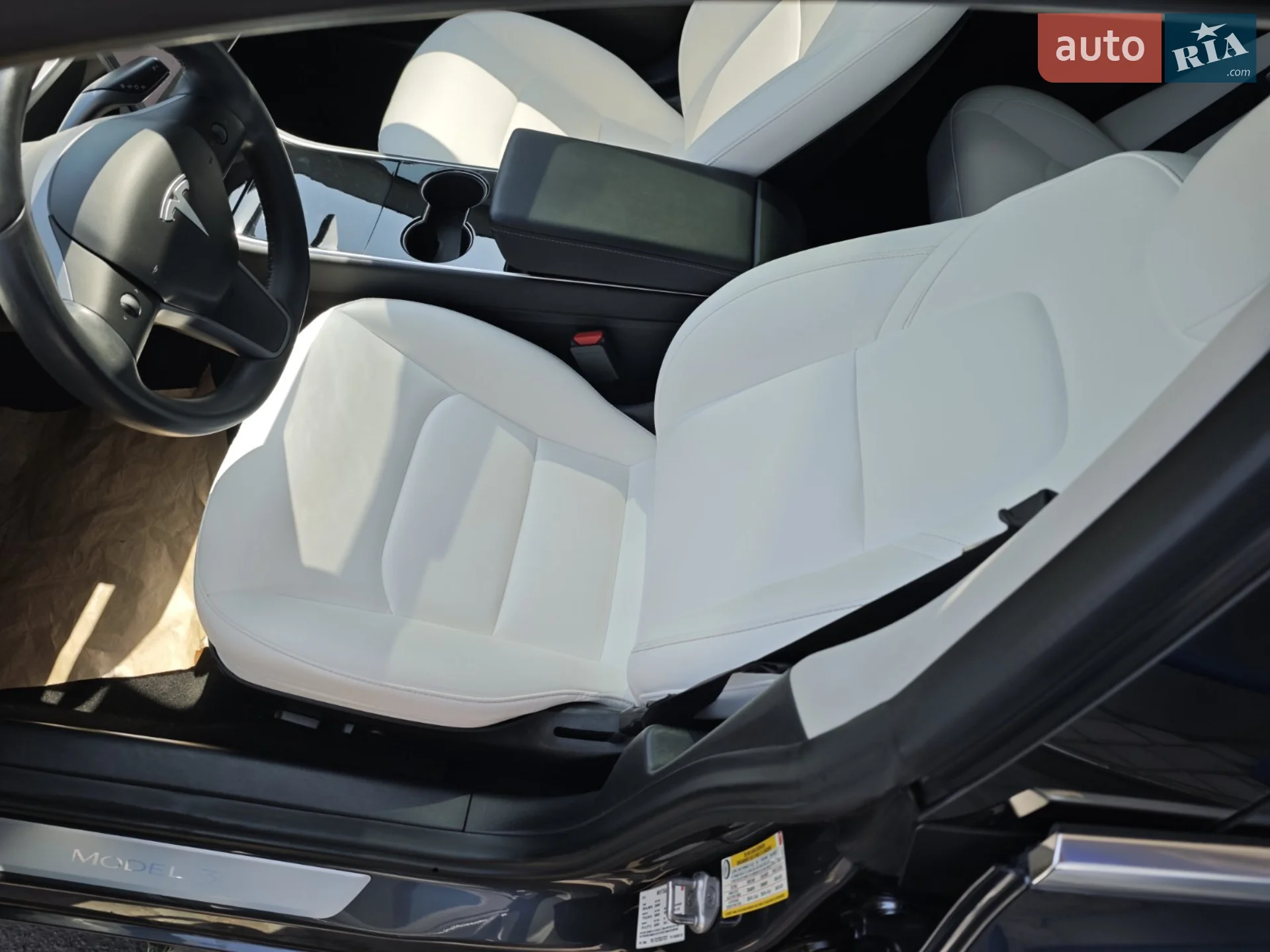 2018 Tesla Model 3 - мініатюра 14