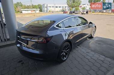 Седан Tesla Model 3 2018 в 