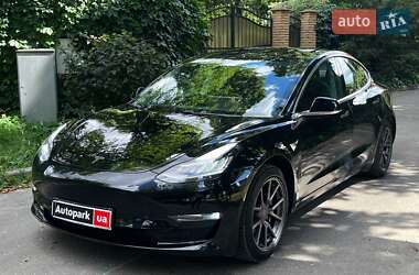 Седан Tesla Model 3 2018 в Києві