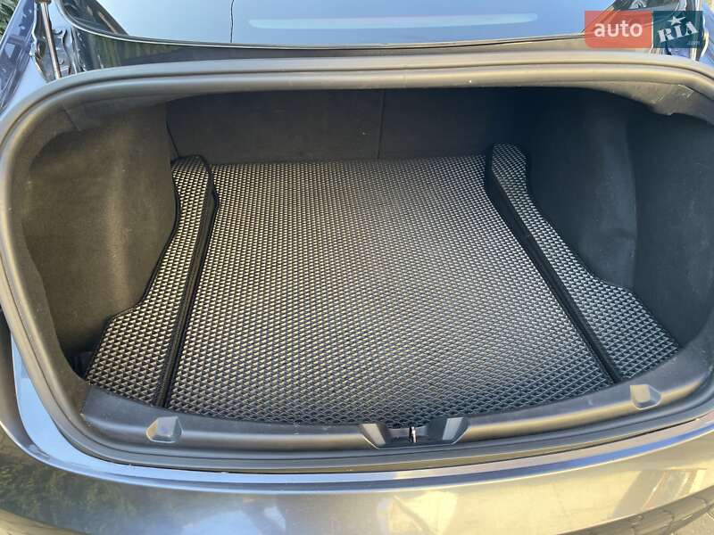 Седан Tesla Model 3 2019 в Львові фото 9 Седан Tesla Model 3 2019 в Львові