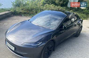 Седан Tesla Model 3 2024 в Києві