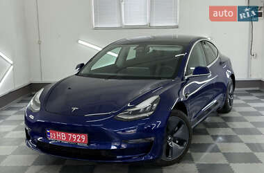 Седан Tesla Model 3 2019 в Трускавце