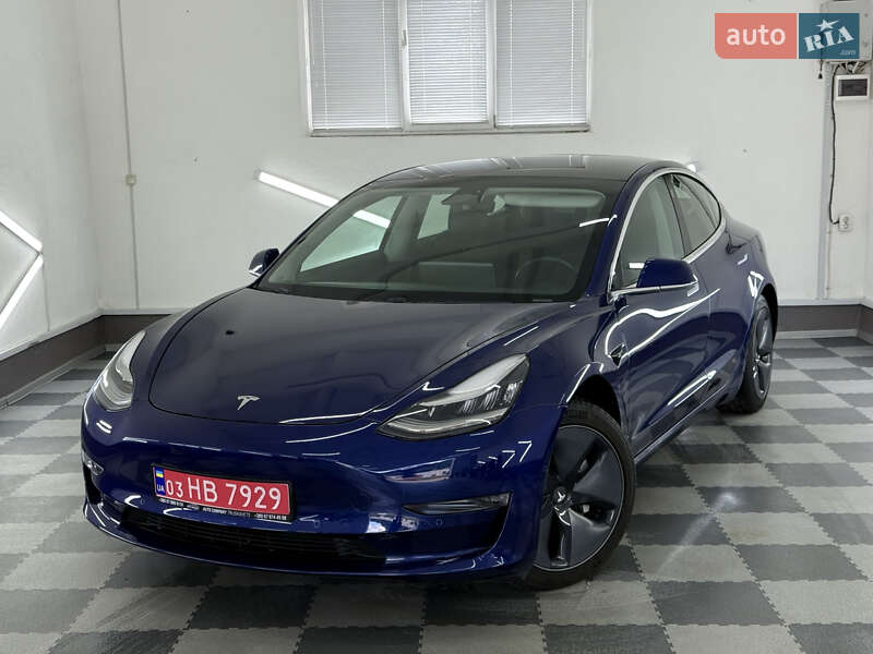 Tesla Model 3 2019
