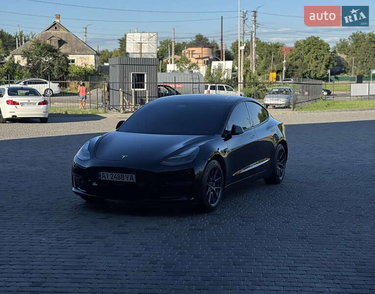 Tesla Model 3 2021