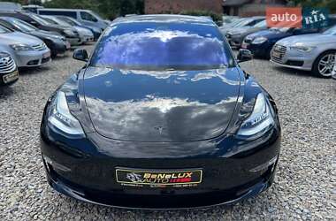Седан Tesla Model 3 2018 в 