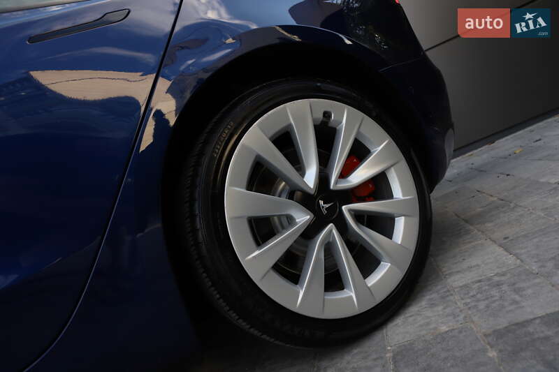 Седан Tesla Model 3 2022 в Дрогобичі фото 23 Седан Tesla Model 3 2022 в Дрогобичі