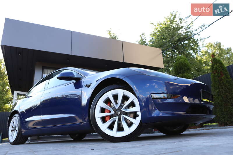 Седан Tesla Model 3 2022 в Дрогобичі фото 43 Седан Tesla Model 3 2022 в Дрогобичі