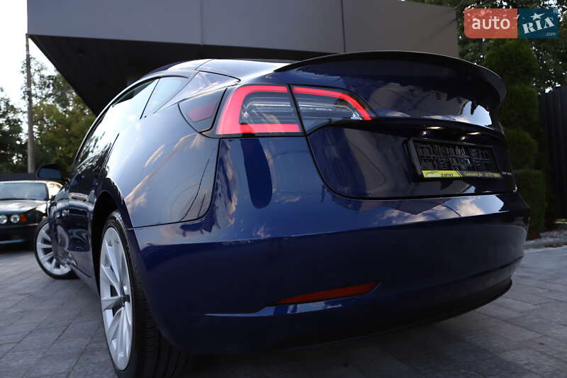 Седан Tesla Model 3 2022 в Дрогобичі фото 61 Седан Tesla Model 3 2022 в Дрогобичі