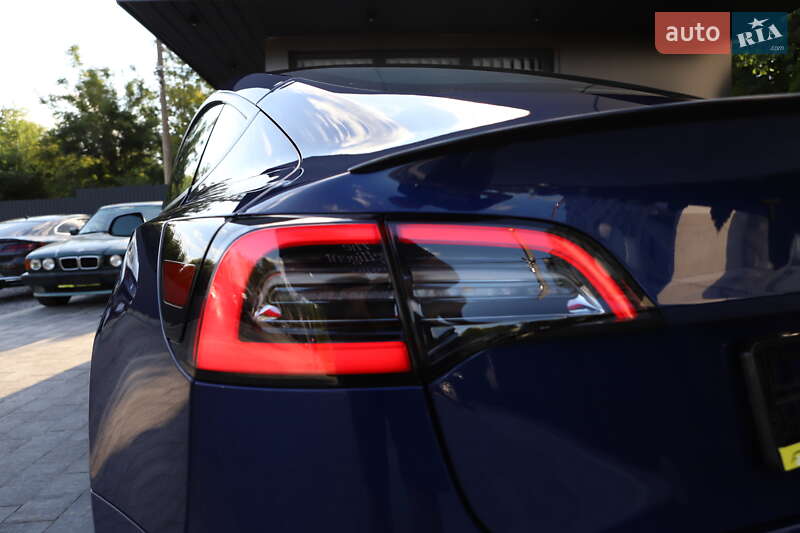 Седан Tesla Model 3 2022 в Дрогобичі фото 71 Седан Tesla Model 3 2022 в Дрогобичі