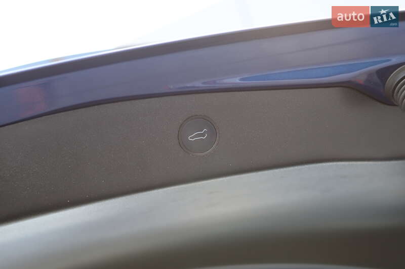 Седан Tesla Model 3 2022 в Дрогобичі фото 103 Седан Tesla Model 3 2022 в Дрогобичі