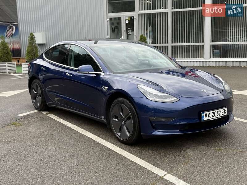 Tesla Model 3 2019