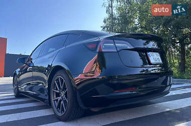 Седан Tesla Model 3 2018 в 