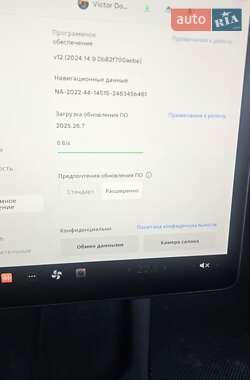 Седан Tesla Model 3 2023 в 