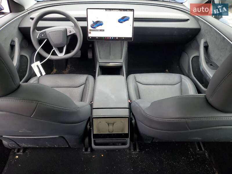 Седан Tesla Model 3 2024 в Києві