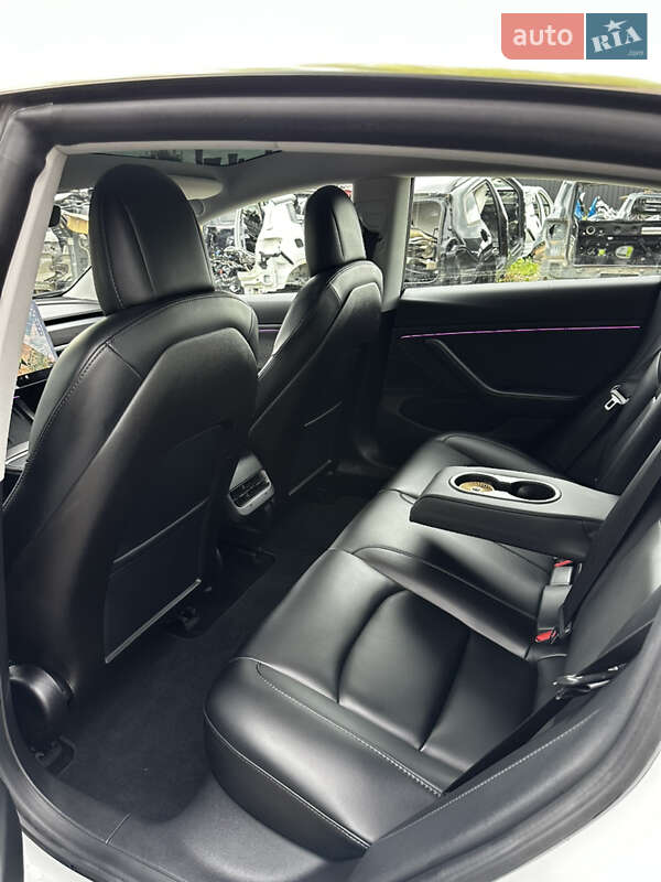 Седан Tesla Model 3 2019 в Білій Церкві