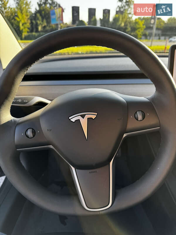 Седан Tesla Model 3 2023 в Львове фото 12 Седан Tesla Model 3 2023 в Львове