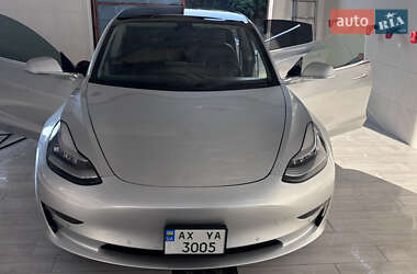 Седан Tesla Model 3 2018 в Харкові