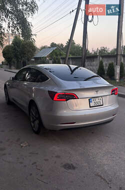 Седан Tesla Model 3 2018 в 