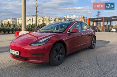 Седан Tesla Model 3 2019 в 