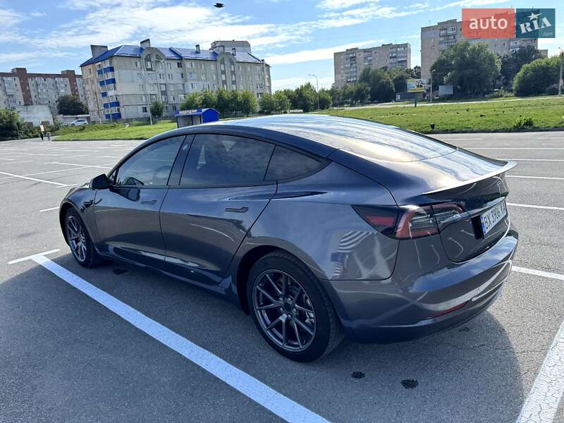 Седан Tesla Model 3 2023 в Каменец-Подольском