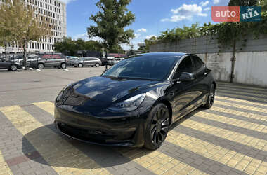 Седан Tesla Model 3 2022 в Днепре