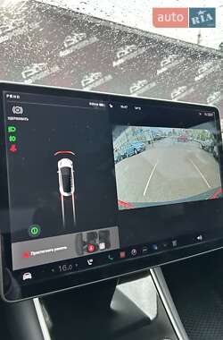 Седан Tesla Model 3 2018 в 