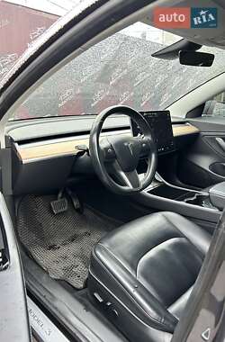 Седан Tesla Model 3 2018 в 