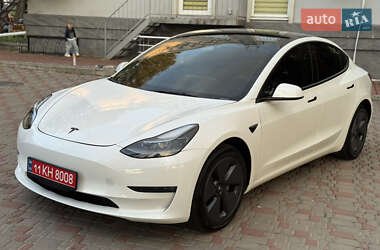 Седан Tesla Model 3 2023 в 