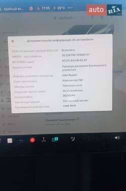 Седан Tesla Model 3 2021 в 