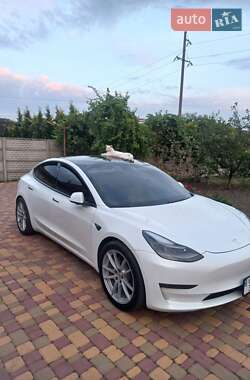 Седан Tesla Model 3 2021 в Одессе