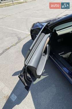Седан Tesla Model 3 2023 в 
