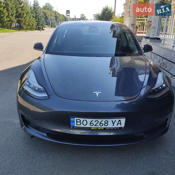 Седан Tesla Model 3 2019 в Тернополі