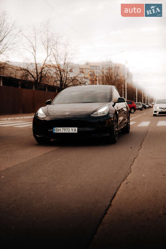 Седан Tesla Model 3 2023 в Измаиле фото 9 Седан Tesla Model 3 2023 в Измаиле