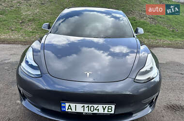 Седан Tesla Model 3 2019 в 