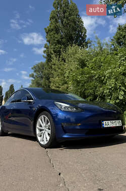 Седан Tesla Model 3 2019 в Києві