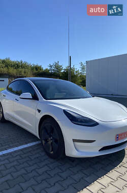 Седан Tesla Model 3 2021 в Вінниці