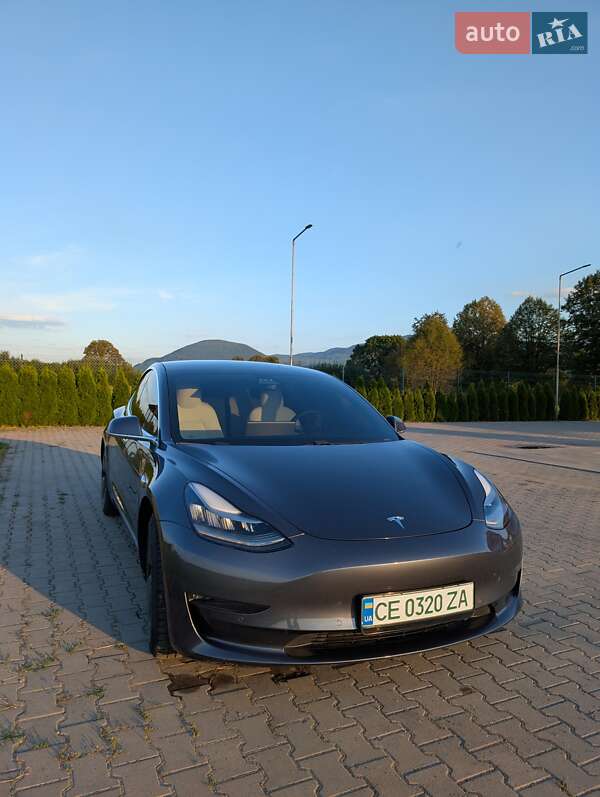 Седан Tesla Model 3 2019 в Ужгороде фото 2 Седан Tesla Model 3 2019 в Ужгороде