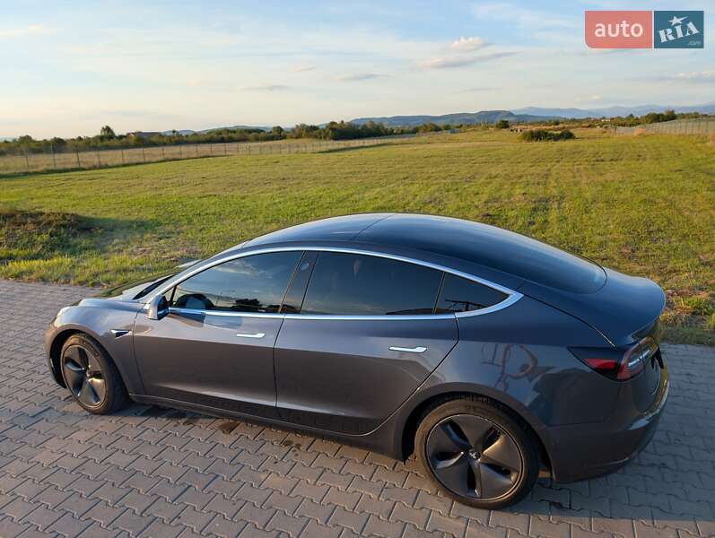 Седан Tesla Model 3 2019 в Ужгороде фото 6 Седан Tesla Model 3 2019 в Ужгороде