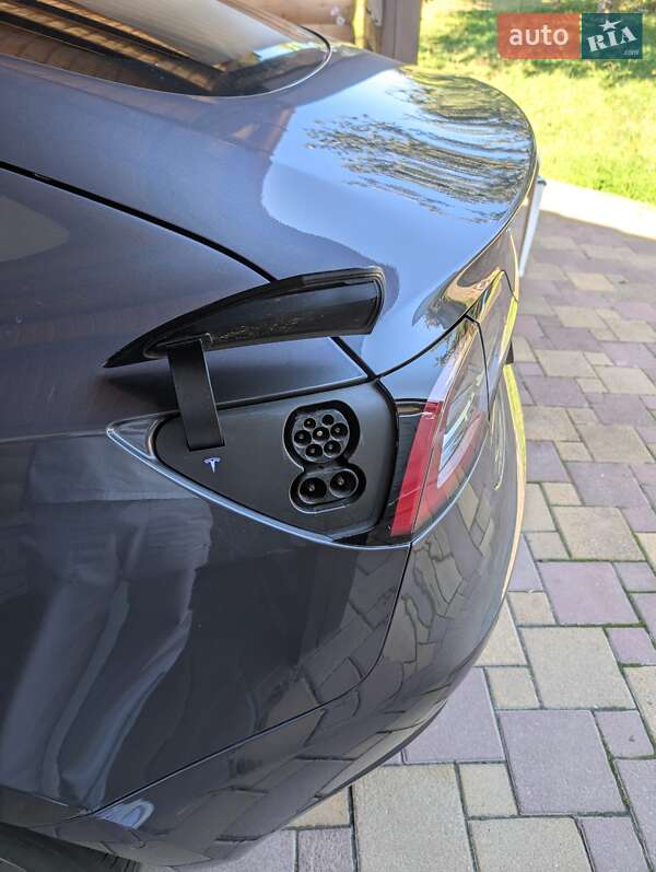 Седан Tesla Model 3 2019 в Ужгороде фото 13 Седан Tesla Model 3 2019 в Ужгороде