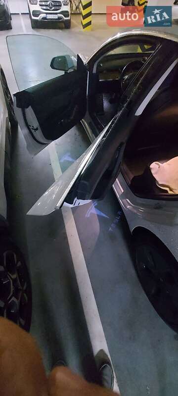 Седан Tesla Model 3 2018 в Києві фото 3 Седан Tesla Model 3 2018 в Києві