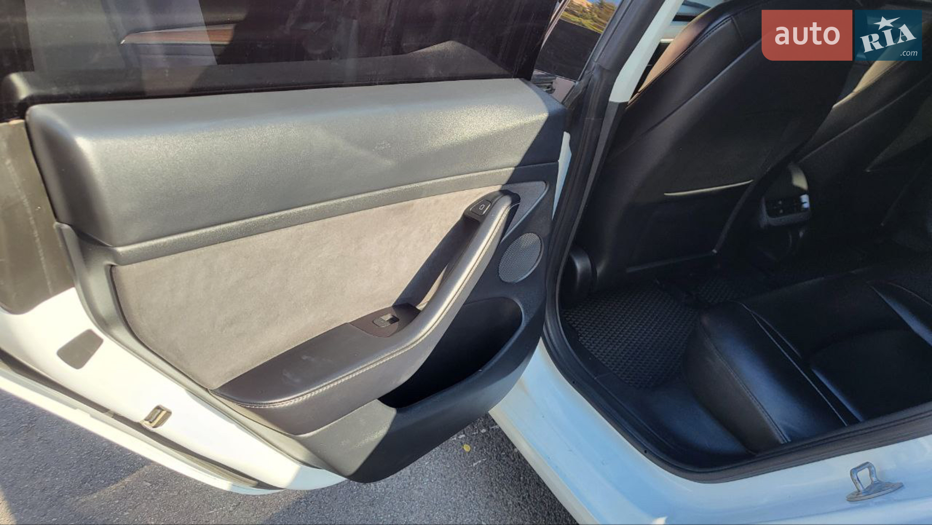 2021 Tesla Model 3 - мініатюра 20
