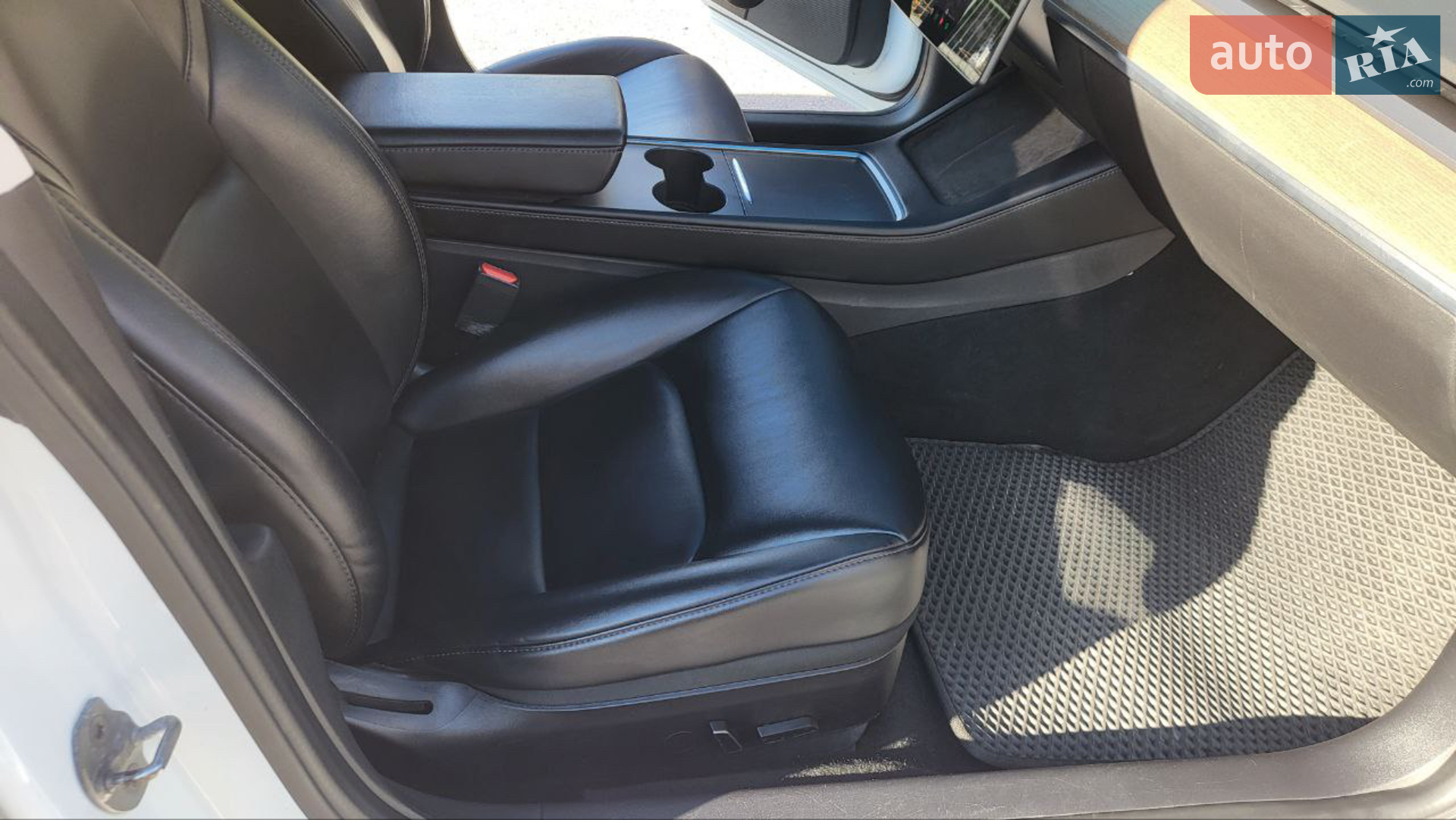 2021 Tesla Model 3 - мініатюра 28