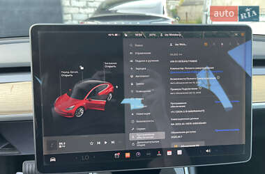 Седан Tesla Model 3 2020 в 