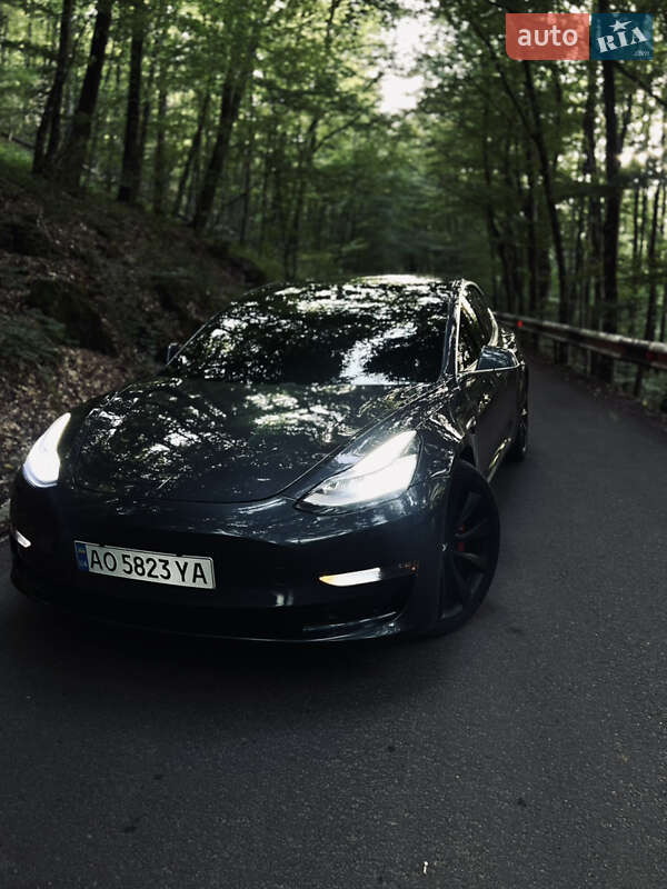 Tesla Model 3 2020 Tesla Model 3 2020