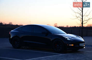 Седан Tesla Model 3 2021 в 