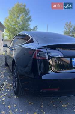 Седан Tesla Model 3 2018 в 