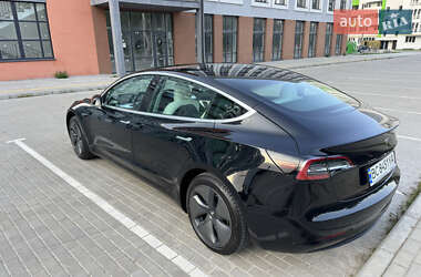 Седан Tesla Model 3 2019 в 