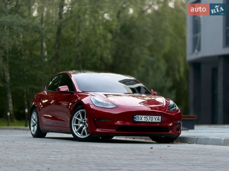 Седан Tesla Model 3 2021 в Тернополе фото 29 Седан Tesla Model 3 2021 в Тернополе