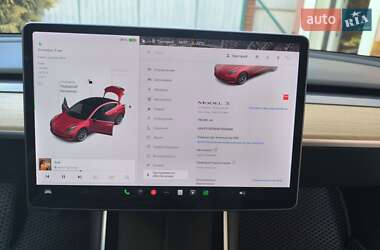 Седан Tesla Model 3 2019 в 
